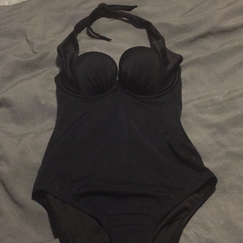 Black Victoria Secret swimsuit. Size 8c